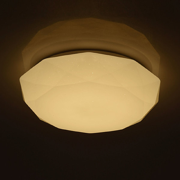 Потолочный светодиодный светильник De Markt Ривз 674014901